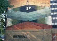 Mural Zakładów Przemysłu Jedwabniczego "Pierwsza" w Łodzi Mural Zakładów Przemysłu Jedwabniczego "Pierwsza" w Łodzi