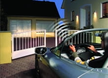 Zdalne otwieranie bramy garażowej to duża wygoda i ułatwienie dla jej użytkownika Zdalne otwieranie bramy garażowej to duża wygoda i ułatwienie dla jej użytkownika