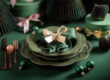 Porcelana ze świątecznym motywem Porcelana ze świątecznym motywem