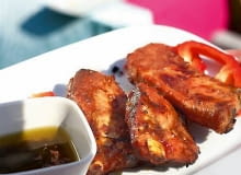 15.05.2006 WARSZAWA , SESJA JEDZENIE , GRILL W OGRODZIE