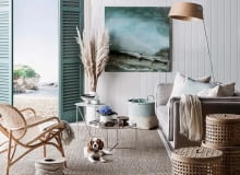 Styl coastal splendor: meble i dodatki do aranżacji wnętrz Styl coastal splendor: meble i dodatki do aranżacji wnętrz