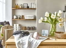 Wiosenne porządki to nie tylko standardowe odkurzanie i mycie podłóg, ale i prawdziwe rewolucyjne sprzątanie w kuchni, łazience, pokojach i przede wszystkim w naszych szafach, westwing.pl sprzątanie mieszkania