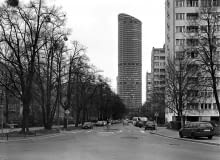 Sky Tower widziany od ulicy Kruczej, fot. z cyklu Obsesja, Wrocław 2014