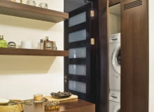 WNETRZA , LAZIENKA , STYLIZACJA DOROTA KARPINSKA , PAULINA GAWECKA FOT. RAFAL LIPSKI PUBLIKACJA CZTERY KATY NR 10 (228) - 10 2010