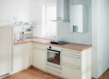 Przepływowe podgrzewacze gazowe wymagają podłączenia do instalacji gazowej i komina.