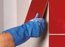 Do przyklejania płytek glazury często wystarczy najprostszy klej cementowy klasy C1 płytki ścienne