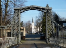 Żelazny most wiszący w Ozimku Żelazny most wiszący w Ozimku