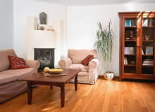 Znane także pod nazwami: afzelia, lingua, apa. Osiąga wysokość do 35 metrów, a średnica pnia wynosi nawet 120 cm. Rośnie na terenie całej Afryki, w różnego typu siedliskach (zarówno w lasach deszczowych, jak i na sawannach).<br/> Panel drewniany iFloor DLH 189 zł/m kw.