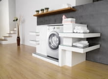 Nowoczesne pralki wyposaża się w wyświetlacz LED, który informuje o przebiegu prania oraz system, który automatycznie dokonuje doboru parametrów prania w zależności od ładunku. automatyka