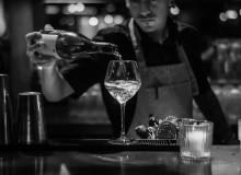 W jakich kieliszkach pić wino?