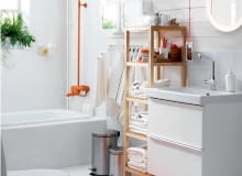 Łazienka pełna schowków