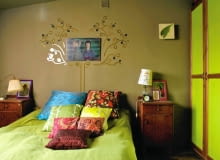 <B>Połączenie stylu mieszczańskiego z elementami folkowymi wniosło do tej sypialni odrobinę szaleństwa, ale też wiele radości. Właśnie o to chodziło gospodarzom.</B> <BR />PRZED ZMIANĄ: Zdaniem gospodarzy w sypialni panowała?zbyt mroczna atmosfera. Na?taki odbiór wnętrza bez wątpienia miała wpływ chłodna kolorystyka. <B>Połączenie stylu mieszczańskiego z elementami folkowymi wniosło do tej sypialni odrobinę szaleństwa, ale też wiele radości. Właśnie o to chodziło gospodarzom.</B> <BR />PRZED ZMIANĄ: Zdaniem gospodarzy w sypialni panowała?zbyt mroczna atmosfera. Na?taki odbiór wnętrza bez wątpienia miała wpływ chłodna kolorystyka.