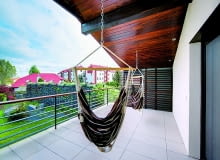 Taras nad pomieszczeniem nieogrzewanym da się zrobić bez błędów. Pomoże w tym dobry projekt, właściwe ułożenie kolejnych warstw i zastosowanie nowoczesnych materiałów taras nad pomieszczeniem nieogrzewanym