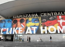 28.05.2012 WARSZAWA . DWORZEC CENTRALNY PO REMONCIE , PRZED EURO 2012 . FOT. SLAWOMIR KAMINSKI / AGENCJA GAZETA SLOWA KLUCZOWE: DWORZEC PKP DWORZEC KOLEJOWY PLAKAT EURO 2012