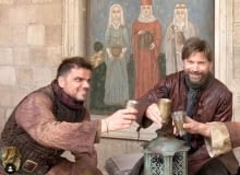 Bjarke Ingels i Nikolaj Coster-Waldau na planie Gry o Tron Bjarke Ingels i Nikolaj Coster-Waldau na planie Gry o Tron