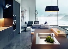 Równy z równym - W idealnej kuchni zlewozmywak musi być dobrze dopasowany. Ten stalowy model można osadzić na równi z blatem - montaż typu flush mount. Stosuje się go w przypadku blatów, które nie wchłaniają wody, np.: z marmuru, granitu, konglomeratu, Prospero, od 2309 zł, Deante, deante.pl Równy z równym W idealnej kuchni zlewozmywak musi być dobrze dopasowany. Ten stalowy model można osadzić na równi z blatem - montaż typu flush mount. Stosuje się go w przypadku blatów, które nie wchłaniają wody, np.: z marmuru, granitu, konglomeratu, Prospero, od 2309 zł, Deante, deante.pl