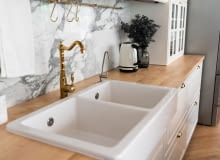 Zlewozmywak ceramiczny — charakterystyka, aranżacje Zlewozmywak ceramiczny — charakterystyka, aranżacje