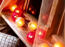 Kule z bibułki. Ładnie wyglądają rozpięte na choince, ale mogą też zdobić parapet lub komodę. ONE TIME USE ONLY DO JEDNOKROTNEJ PUBLIKACJI