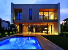 W zakupie stolarki okiennej nie chodzi tylko o to, co widać, czyli głównie kształt, wielkość i kolor okien. Jest bowiem wiele innych kwestii, które trzeba wziąć pod uwagę, wybierając okna do domu W zakupie stolarki okiennej nie chodzi tylko o to, co widać, czyli głównie kształt, wielkość i kolor okien. Jest bowiem wiele innych kwestii, które trzeba wziąć pod uwagę, wybierając okna do domu