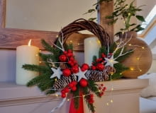 Wianek świąteczny krok po kroku. Wianki bożonarodzeniowe DIY Wianek świąteczny krok po kroku. Wianki bożonarodzeniowe DIY