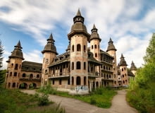 Niedokończony zamek w Łapalicach Niedokończony zamek w Łapalicach