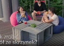 Zastanawiasz się, co zrobić ze skrzynkami po jabłkach? Podpowiadamy: efektowny i prosty w wykonaniu stół! Zastanawiasz się, co zrobić ze skrzynkami po jabłkach? Podpowiadamy: efektowny i prosty w wykonaniu stół!