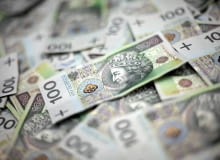 Pieniądze 21.01.2011 WARSZAWA , BANKNOTY STUZLOTOWE . FOT. FRANCISZEK MAZUR / AGENCJA GAZETA