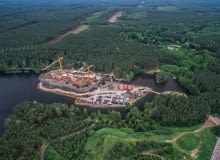 Budowa zamku w Stobnicy