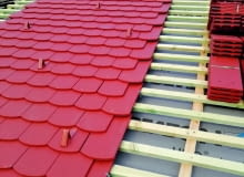 wentylacja dachu jak zabezpieczyć dach przed wilgocią wstępne krycie warstwy dachu membrana dachowa folia dachowa