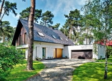 Widok od strony wejścia Dom jednorodzinny