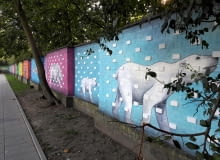 Mural na murze zoo od strony mostu Gdańskiego Mural na murze zoo od strony mostu Gdańskiego