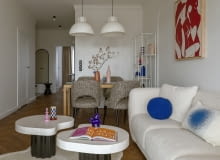 Mieszkanie, na warszawskiej Woli, które czaruje formą i kolorem