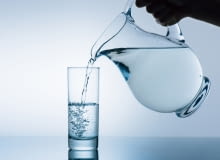 Dystrybutor wody do domu – czy to dobry pomysł?