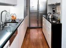 WNETRZA , KUCHNIA STYLIZACJA DOROTA KARPINSKA FOT. RAFAL LIPSKI PUBLIKACJA CZTERY KATY NR 6 (224) - 6 2010 SLOWA KLUCZOWE: WNETRZE KUCHNIA ARCHITEKTURA ZDJĘCIE DO WKŁADKI: PUBLIKACJA CZTERY KATY NR 6 (224) - CZASOPISMA