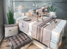 Poduszki_rozne_wzory_40 × 40 cm_cena_19,99_poduszka_na_krzeslo_cena_14,99_latarenki_cena_od_14,99_wazon_cena_34,99 styl śródziemnomorski