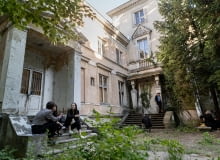 NADA Villa Warsaw w Willi Gawrońskich w Warszawie NADA Villa Warsaw w Willi Gawrońskich w Warszawie