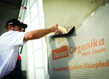 Systemowe ocieplenie elewacji powinno być wykonywane w określonych warunkach; tylko wtedy wszystkie warstwy uzyskają odpowiednie parametry system ociepleń