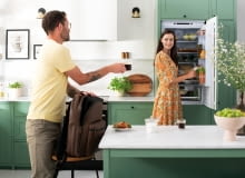 Lodówka musi mieć odpowiednie miejsce w kuchni zgodnie z zasadami ergonomii. Decydując się na wersję w zabudowie, zyskamy elegancję w aranżacji. Lodówka musi mieć odpowiednie miejsce w kuchni zgodnie z zasadami ergonomii. Decydując się na wersję w zabudowie, zyskamy elegancję w aranżacji.