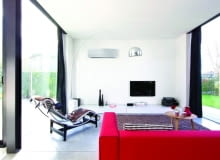 Wewnętrzne jednostki klimatyzatorów split wyposażone są w filtry mechaniczne. Usuwają one z powietrza większość zanieczyszczeń. Niektóre modele mają też dodatkowo zamontowane filtry antybakteryjne lub plazmowe (te ostatnie usuwają wirusy i alergeny) Wewnętrzne jednostki klimatyzatorów split wyposażone są w filtry mechaniczne. Usuwają one z powietrza większość zanieczyszczeń. Niektóre modele mają też dodatkowo zamontowane filtry antybakteryjne lub plazmowe (te ostatnie usuwają wirusy i alergeny)