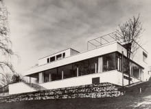 Willa Tugendhatów w Brnie, proj. Miesa van der Rohe Willa Tugendhatów w Brnie. Trwają ostatnie prace modernizacyjne