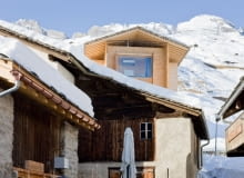 Alpejski dom zaprojektowany przez Petera Zumthora.