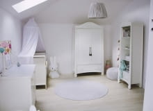 Śnieżnobiały pokój dla dziewczynki