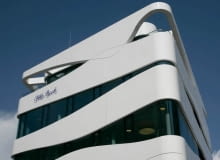 Centrum Naukowe Technologii Medycznych przy Potsdamer Platz w Berlinie projektu Gnädinger Architects Centrum Naukowe Technologii Medycznych przy Potsdamer Platz w Berlinie projektu Gnädinger Architects