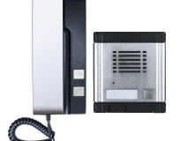 Zestaw domofonowy składający się z modułu zewnętrznego i wewnętrznego - słuchawki. Zestaw domofonowy składający się z modułu zewnętrznego i wewnętrznego - słuchawki.