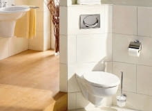 Stelaż do zawieszenia sedesu zamontowany w rogu pomieszczenia zajmuje niewiele miejsca. A jego zabudowę można wykorzystać do zrobienia wygodnej półki ONE TIME USE ONLY DO JEDNOKROTNEJ PUBLIKACJI LAZIENKA STELAZ NAROZNY DO WC FOT. GEBERIT PUBLIKACJA LADNY DOM NR 3 (101) - 3 2007