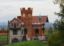 W ogrodzie armata... w wieży księżniczka... Okolice Nowego Sącza W ogrodzie armata... w wieży księżniczka... Okolice Nowego Sącza