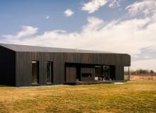 Dom na łące. Proj. Kamil Cierpioł - grupa VERSO Dom na łące. Proj. Kamil Cierpioł - grupa VERSO