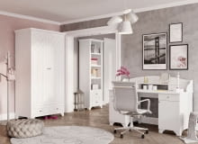 Biały pokój dla dziewczynki