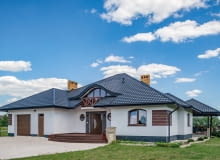 Dlaczego warto podjąć decyzję o dachu wielopołaciowym?