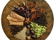 Przyprawy pobudzają Rozgrzewające przyprawy: chili, anyż, kardamon, goździki, cynamon